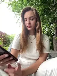 Night_dreams stripchat stream image