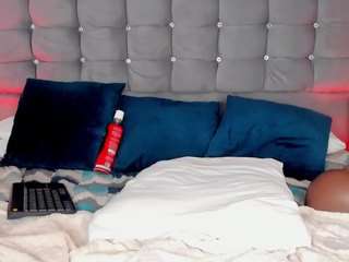 pocahontasfg camsoda stream image