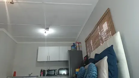 Melanin-Monroeee stripchat stream image