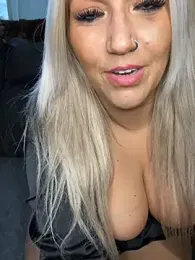 LittleMissEeve stripchat stream image