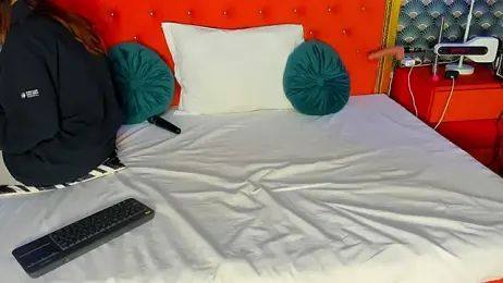 VallerieJones stripchat stream image