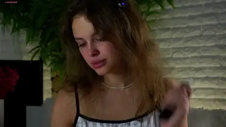 KarinBates stripchat stream image