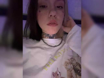 Molly-and-Ewa bongacams stream image