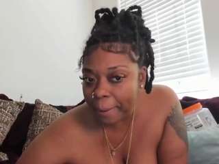 siennadivyne camsoda stream image