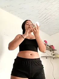 -VICKKY stripchat stream image