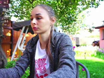 Miss-Bia bongacams stream image