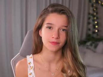 little_poetry chaturbate stream image, 24.06.2025 17:00
