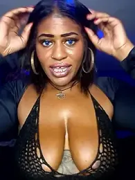 AmazonianMistress stripchat stream image, 24.06.2025 20:00