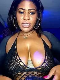 AmazonianMistress stripchat stream image, 24.06.2025 20:00
