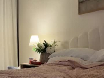 mishapalmer chaturbate stream image