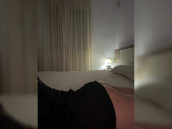 MissDafne bongacams stream image