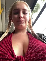 Milkyy_wway stripchat stream image