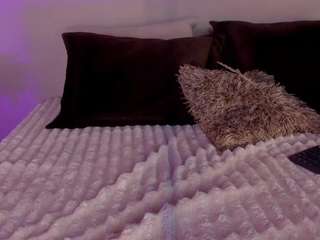 izzywild camsoda stream image