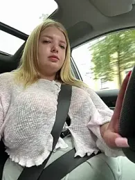 OdriOlsens stripchat stream image