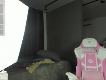 amilia4u chaturbate stream image