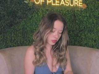 chloedee camsoda stream image