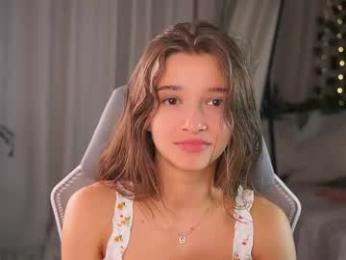 little_poetry chaturbate stream image, 28.06.2025 16:40