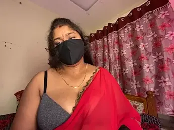 LouleyRanii stripchat stream image