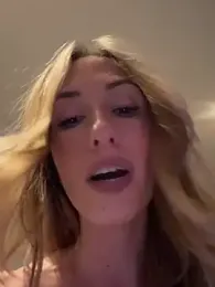 lola_tentatiion stripchat stream image