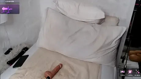 Julia-Sugar stripchat stream image