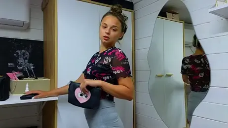 Misss_Vikk stripchat stream image