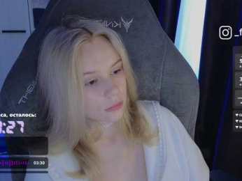 fymryn bongacams stream image