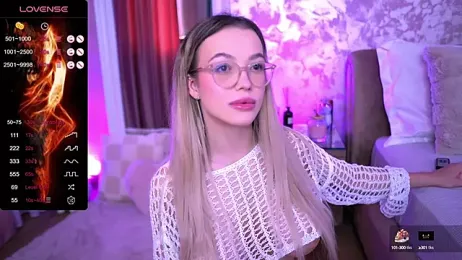 KylieJoyce stripchat stream image