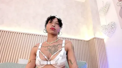 daiana_curly stripchat stream image