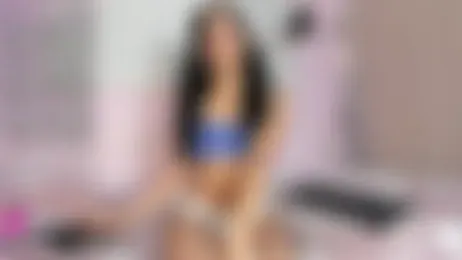 emily_sweett24 stripchat stream image