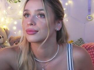 Maci Reynolds flirt4free stream image