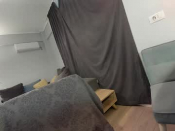 ehotlovea chaturbate stream image