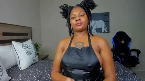 Renee-18 stripchat stream image