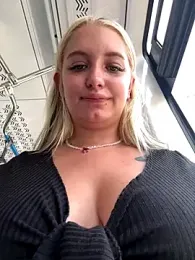 Milkyy_wway stripchat stream image