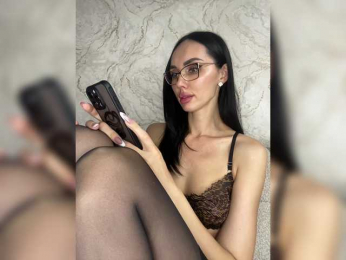 AnnaBlackFlame bongacams stream image