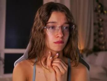 little_poetry chaturbate stream image, 06.07.2025 15:00