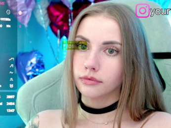 VikkiExtraCheese bongacams stream image