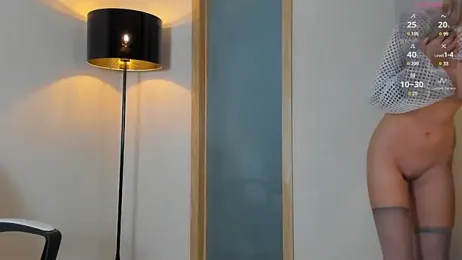 emydollyy stripchat stream image