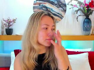 Azura Wave flirt4free stream image