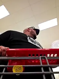 Strong_Bear89 stripchat stream image