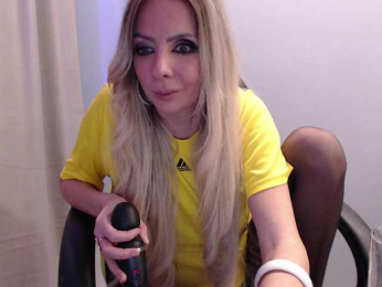 blondalina bongacams stream image