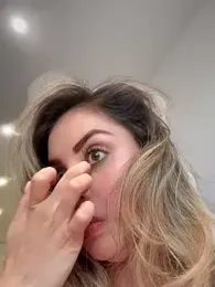 Alirawrz stripchat stream image