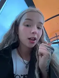 Baby_Tiny stripchat stream image