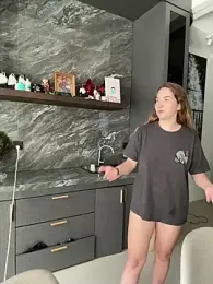 Nura_n_Sarah stripchat stream image