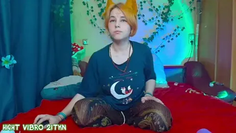 TrickyKitsune stripchat stream image