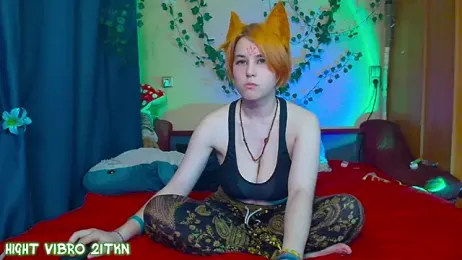 TrickyKitsune stripchat stream image