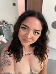 RollingGirls stripchat stream image