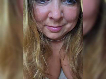 FLUFFY_BEAUTY bongacams stream image