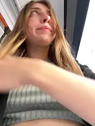 Sunny___Bunny stripchat stream image