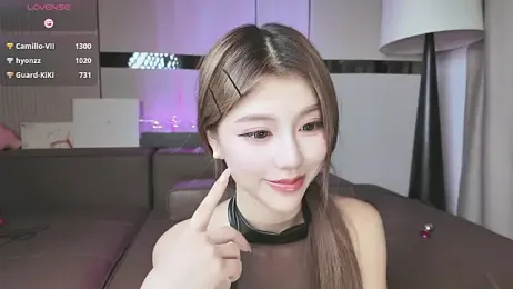 Kiki--2025 stripchat stream image