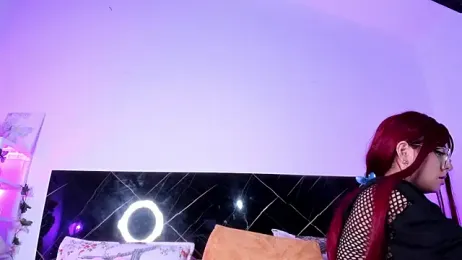 EmilyyGomez stripchat stream image